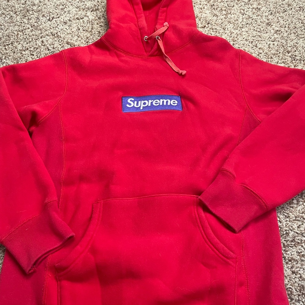 Thick red Supreme hoodie - size small